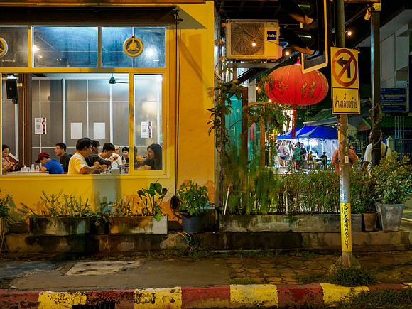Chiang Mai Night Market_CMA2153